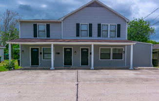 811 ALT BARRYMORE BLVD