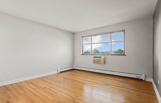 Studio, 1 bath, 298 sqft, $1,450, Unit 541