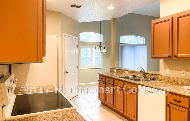 674 SANDY NCK LN
