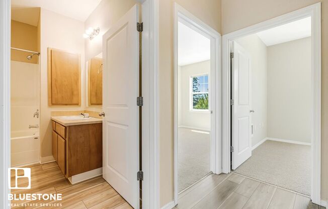 2 beds, 1 bath, 901 sqft, $1,400, Unit 1154-302