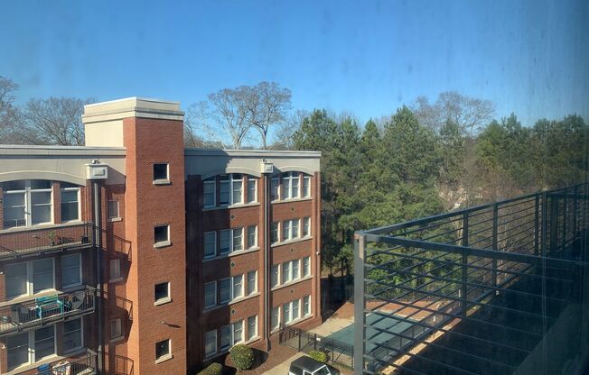 Studio, 1 bath, 925 sqft, $1,800, Unit A-505