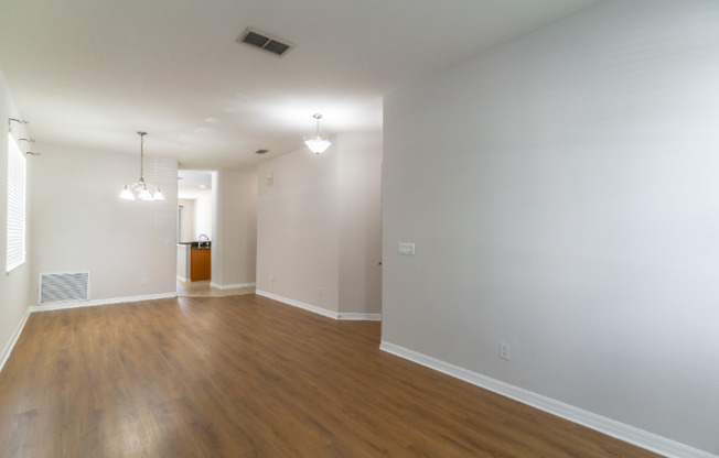 2600 DEANSGATE CT