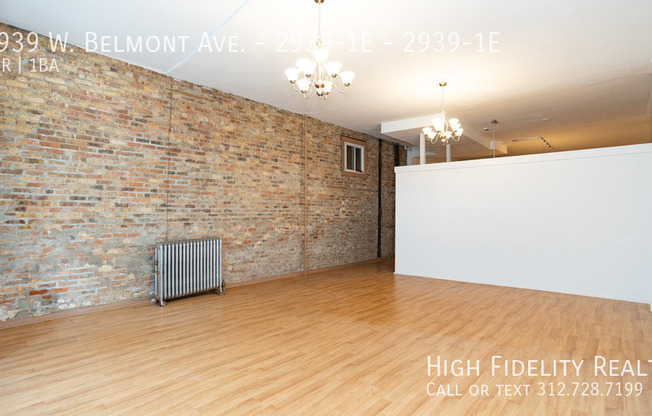 2939 West Belmont Avenue
