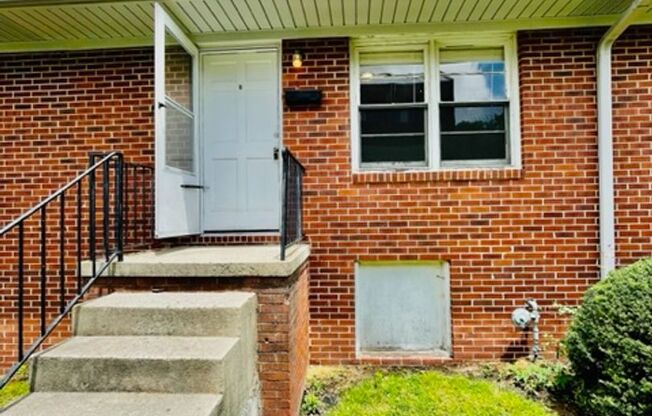 1BR/1BA UNCG CAMPUS