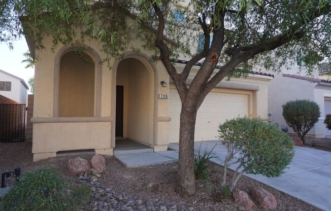 3 beds, 3 baths, $1,950