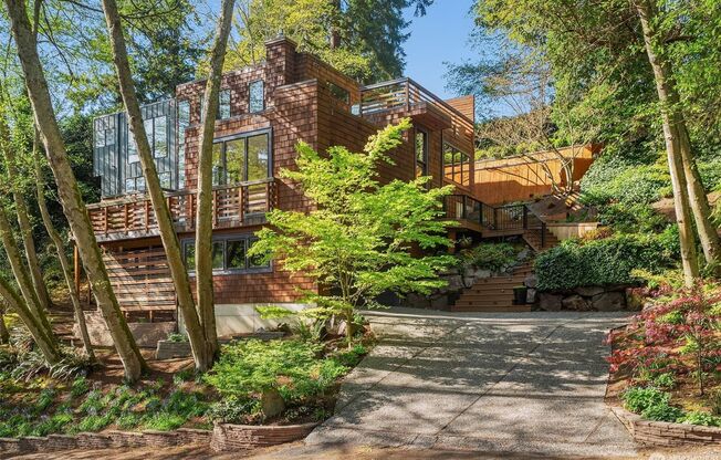 3bd/2.25ba Edmonds House