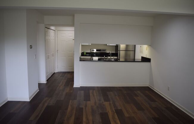 1 bed, 1 bath, 657 sqft, $1,225, Unit 408-106