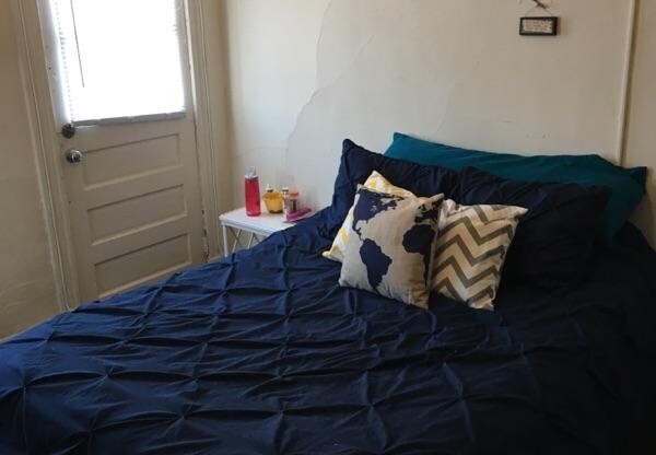 1 bed, 1 bath, $1,150, Unit Apt. 12