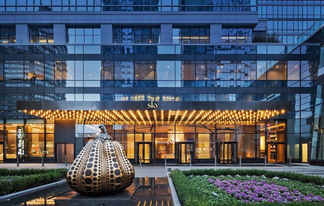 1 bed, 1 bath, $5,000, Unit 63J