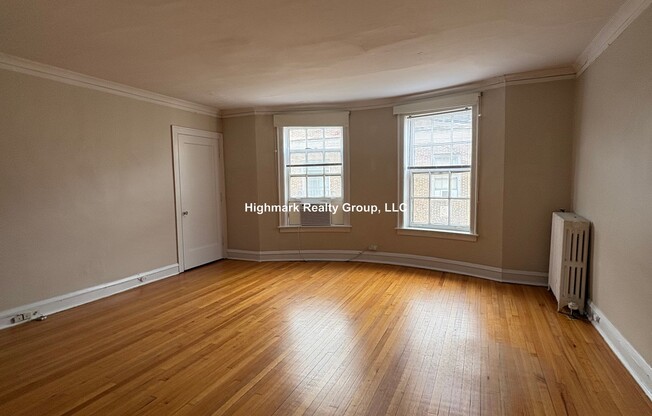 907 Elmwood Ave