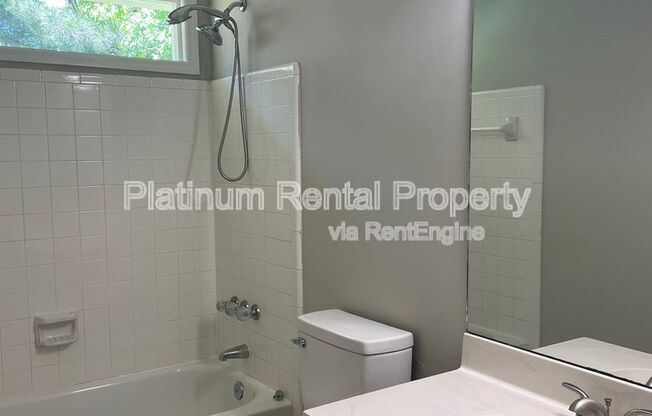 4 beds, 2.5 baths, 2,959 sqft, $2,695