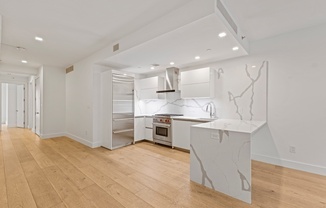 245 E 53 ST