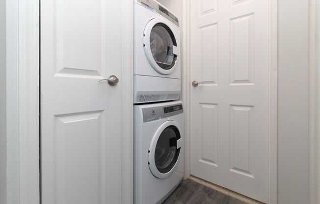 Washer/Dryer in-unit