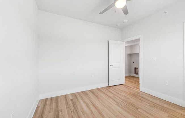 1 bed, 1 bath, 712 sqft, $1,385, Unit 214