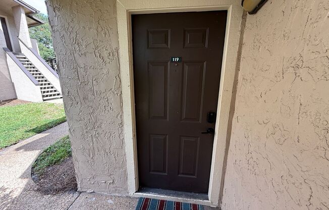 Adorable 1 Bed 1 Bath Winter Park Condo