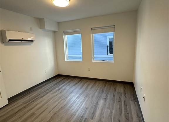 2 beds, 2 baths, 1,200 sqft, $2,800, Unit 203