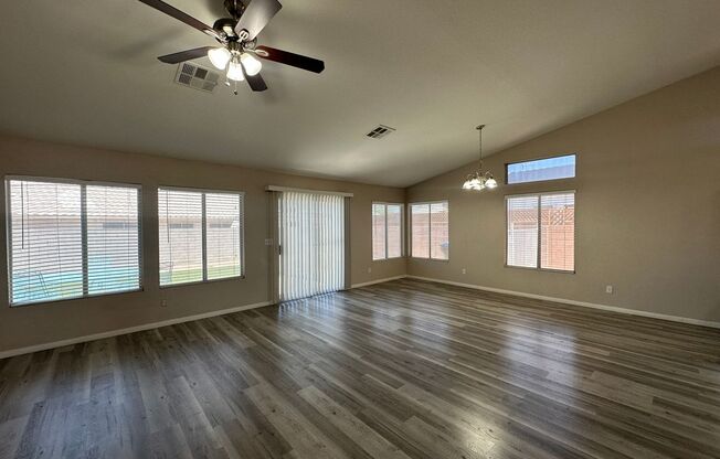 Single Story home for rent Las vegas Nv.