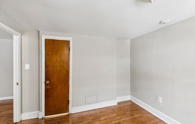 1 bed, 1 bath, 550 sqft, $1,090, Unit A5
