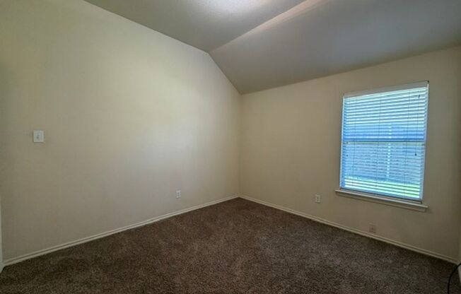 3 beds, 2 baths, $2,495
