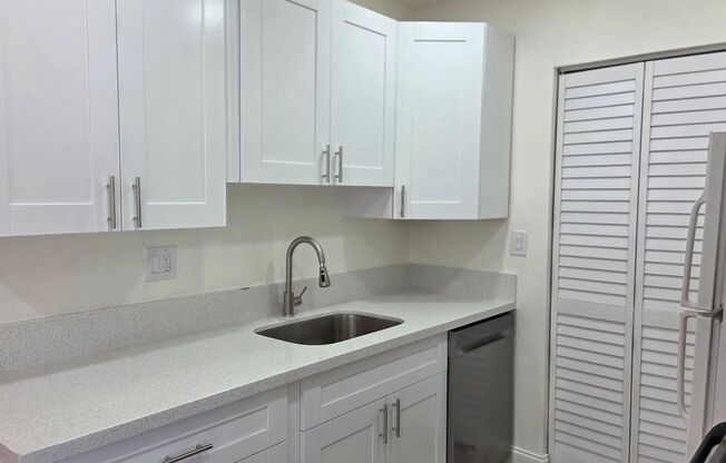 Single-Family Home – 4BR/2BA – Corner Lot, Large Fenced Yard, NO HOA