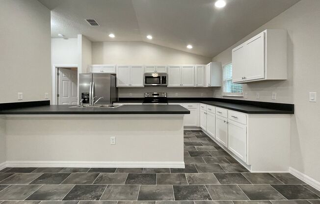 13585 SW 40th Circle, Ocala, FL 34473