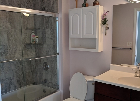 2 beds, 2 baths, 1,201 sqft, $3,800, Unit 616