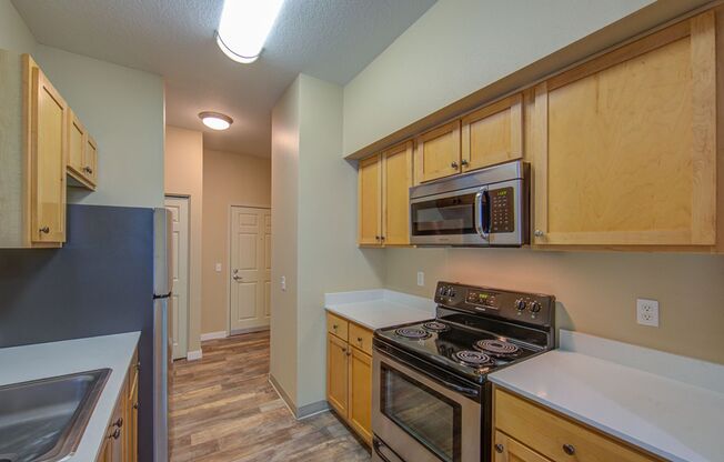 2 beds, 1 bath, 1,000 sqft, $1,900, Unit 244