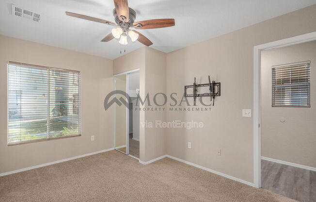 3 beds, 2 baths, 1,384 sqft, $1,750, Unit 1127