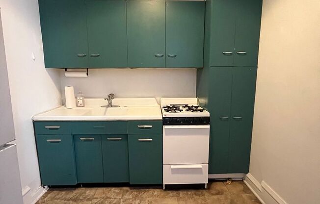 1 bed, 1 bath, 600 sqft, $1,550, Unit #6