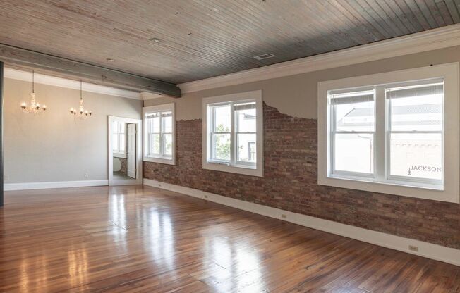 Awesome loft in Downtown Opelika!