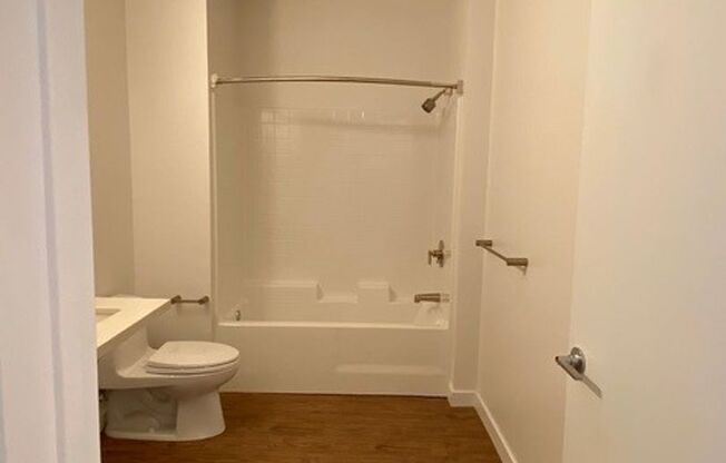 ******1836 Columbia Street