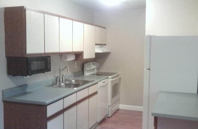 209 SIMPSON AVE