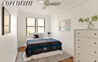 157 E 18 ST