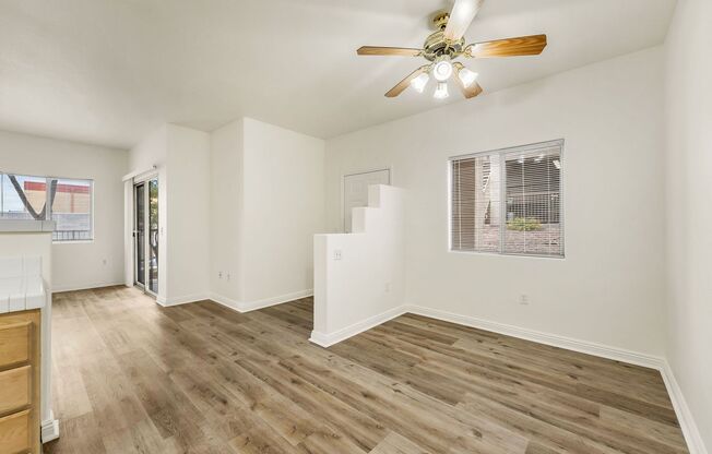 2 beds, 2 baths, $1,200, Unit # 1044