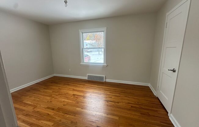 3 beds, 1 bath, $1,695