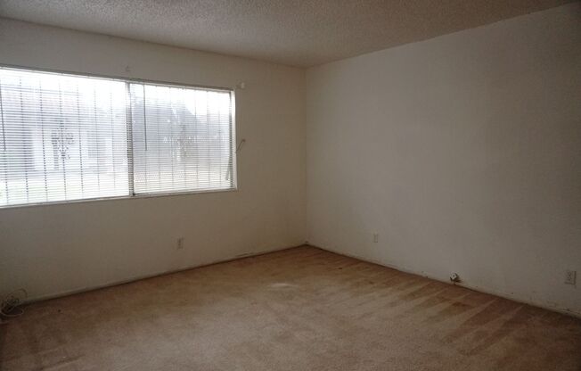 3 beds, 2 baths, $1,560.95, Unit # 225