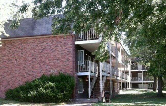 1528 S. 19th