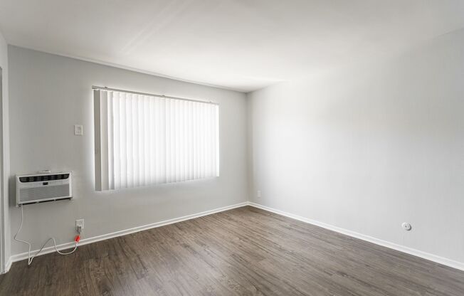 1 bed, 1 bath, 750 sqft, $1,998, Unit 218