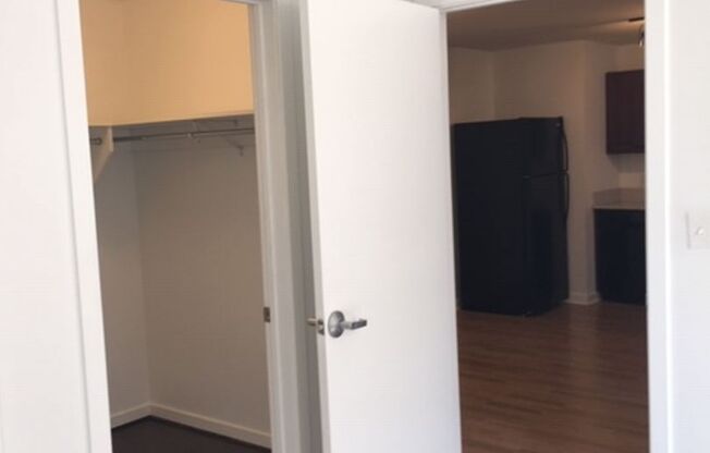 2 beds, 2 baths, 900 sqft, $1,999, Unit 308