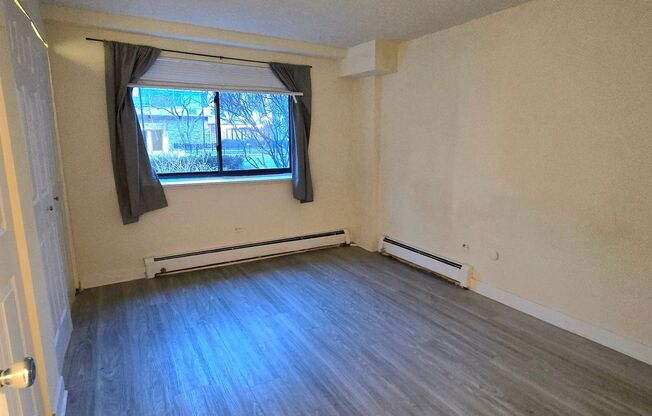 1 bed, 1 bath, 700 sqft, $1,695, Unit 431-#123