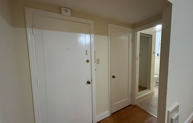 2146 Van Ness Avenue (028r)