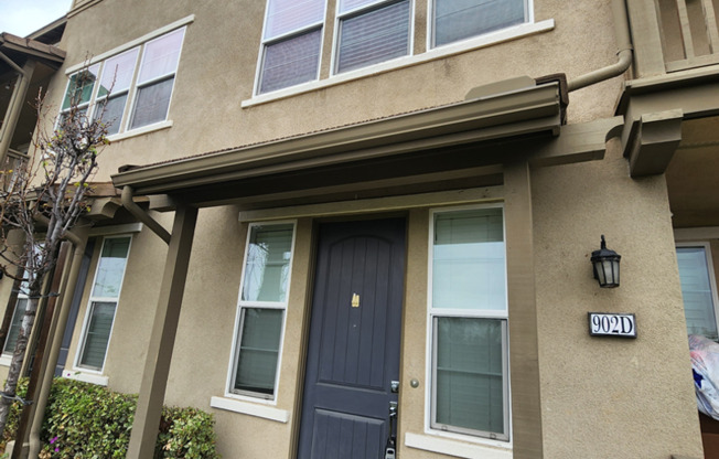 Azusa 2 bedroom Townhome