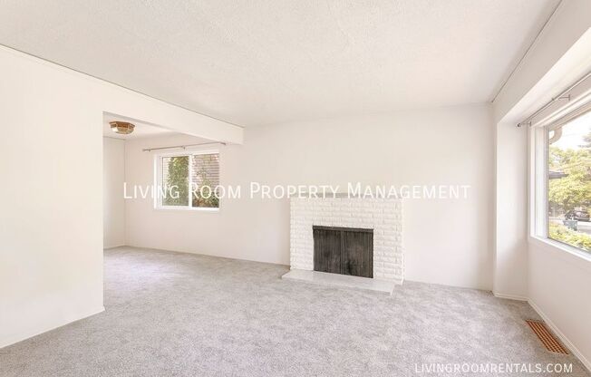 3740 SE Tibbetts St.