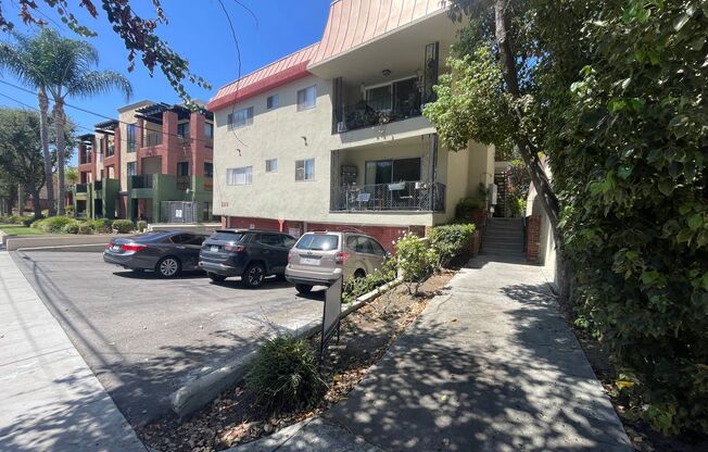 529 N. Adams St. Glendale CA