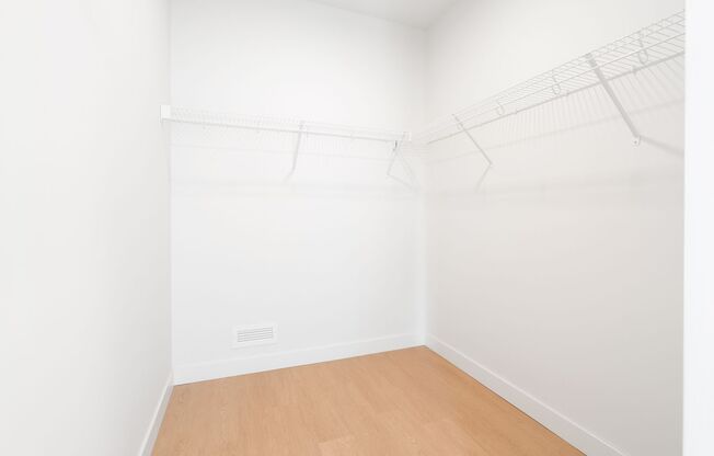 1 bed, 1 bath, 726 sqft, $1,750, Unit 218