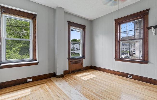 33 BIGELOW ST