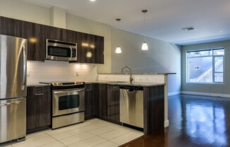 1 bed, 1 bath, 839 sqft, $3,500, Unit 502