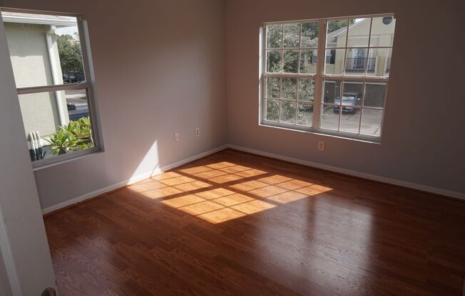 Excellent & Spacious 2/2 with 1 Car Garage at Broken Oaks