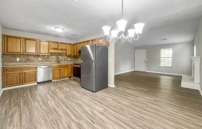 2135 VLY OAK DR SE