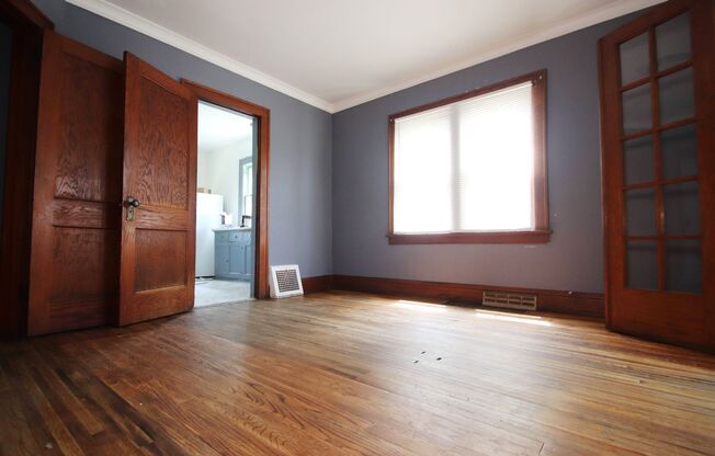 French Elegance: 3-Bedroom Home on Charming France Ave in South Minneapolis for $2,199/month!